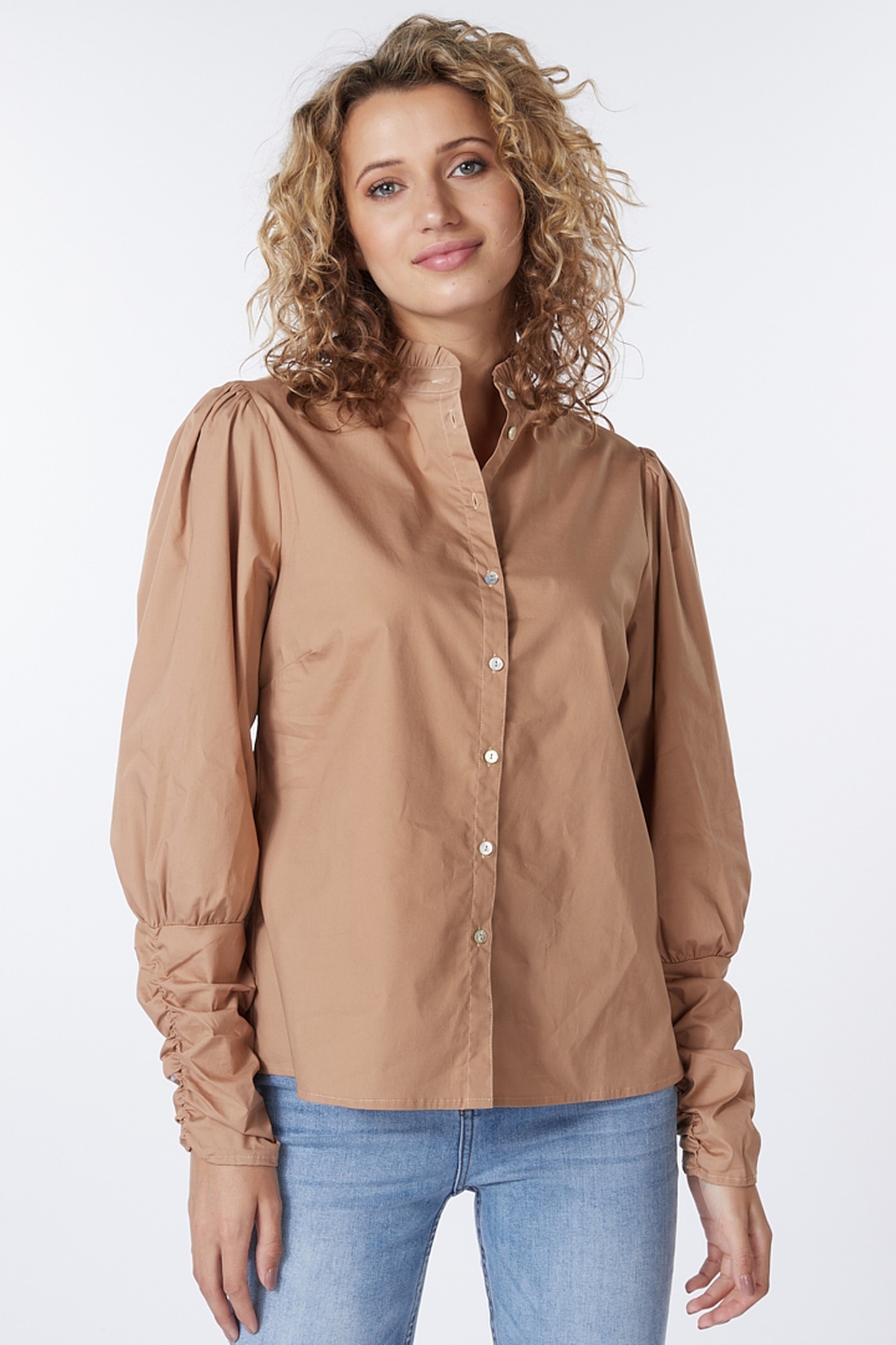 BLOUSE ELASTICATED SLV POPLIN CAMEL 2
