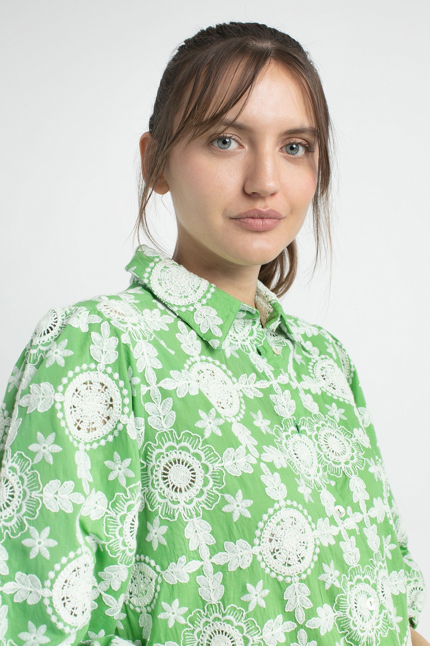 DEVAN BLOUSE PARROT GREEN 2