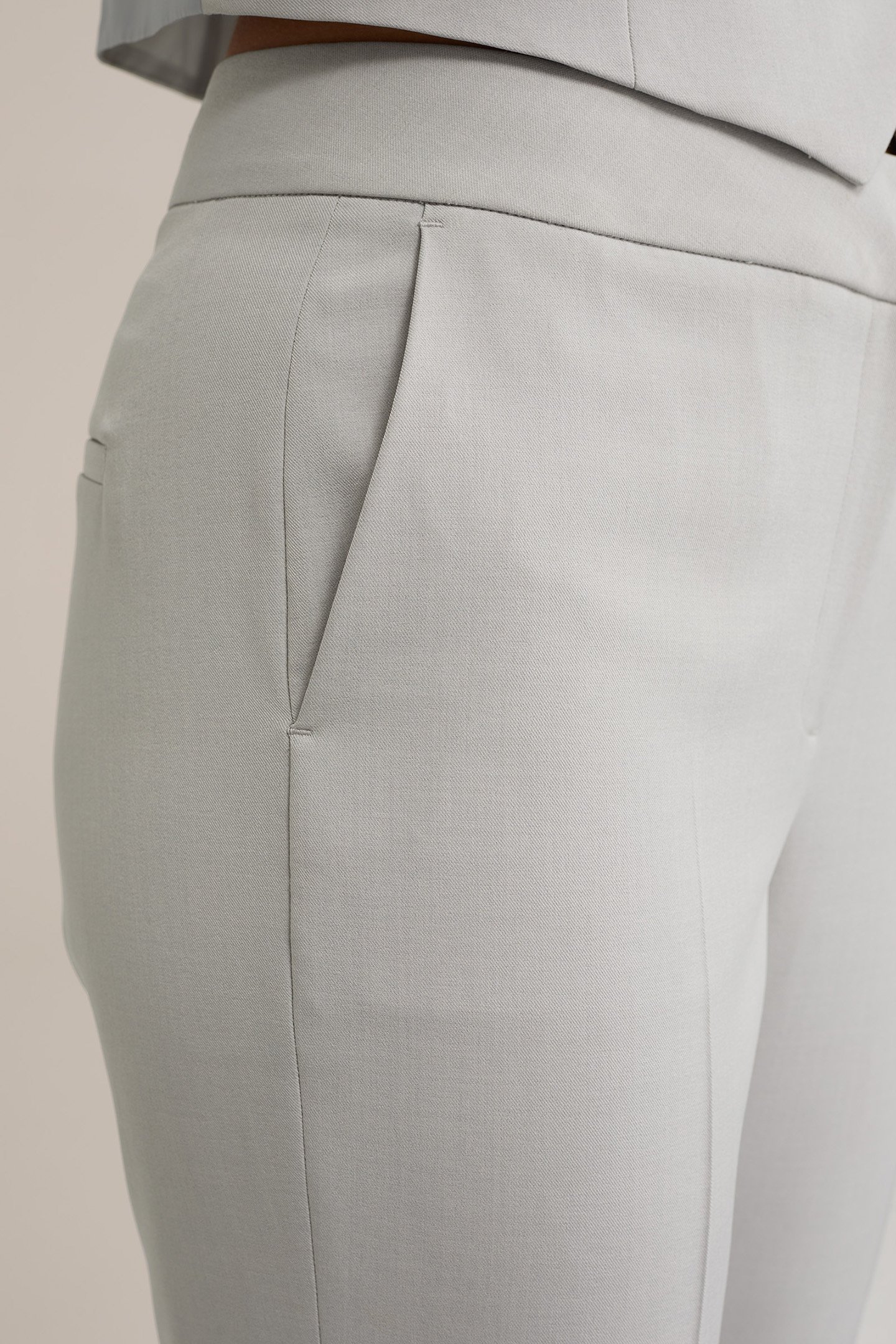 TROUSER LIGHT GREY 7