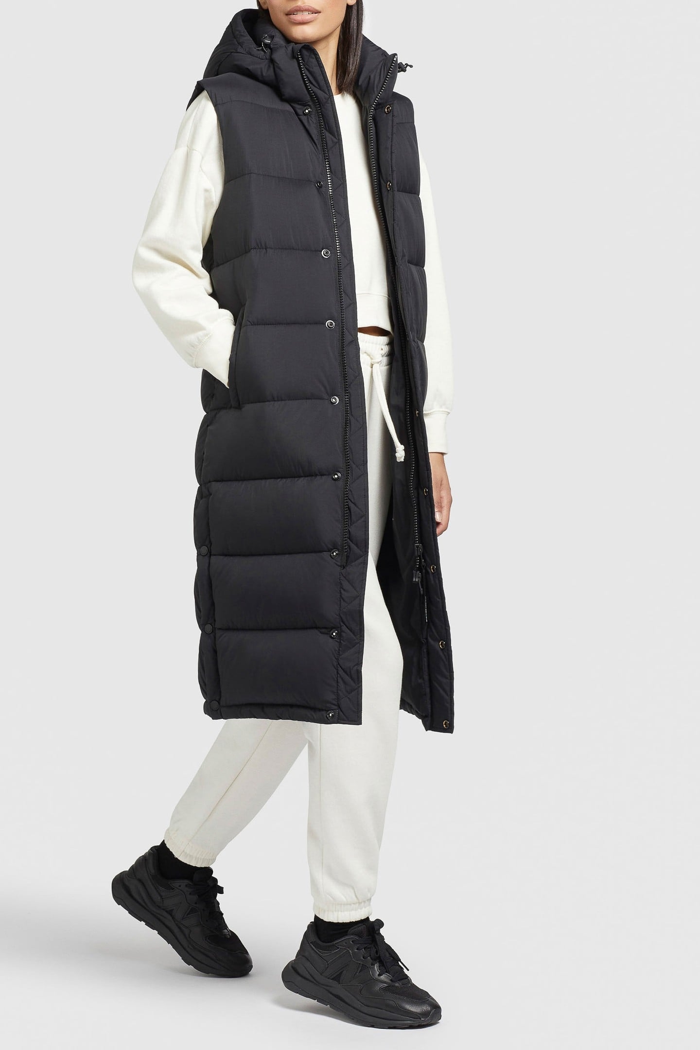 MAGNETA MATT BLACK 5