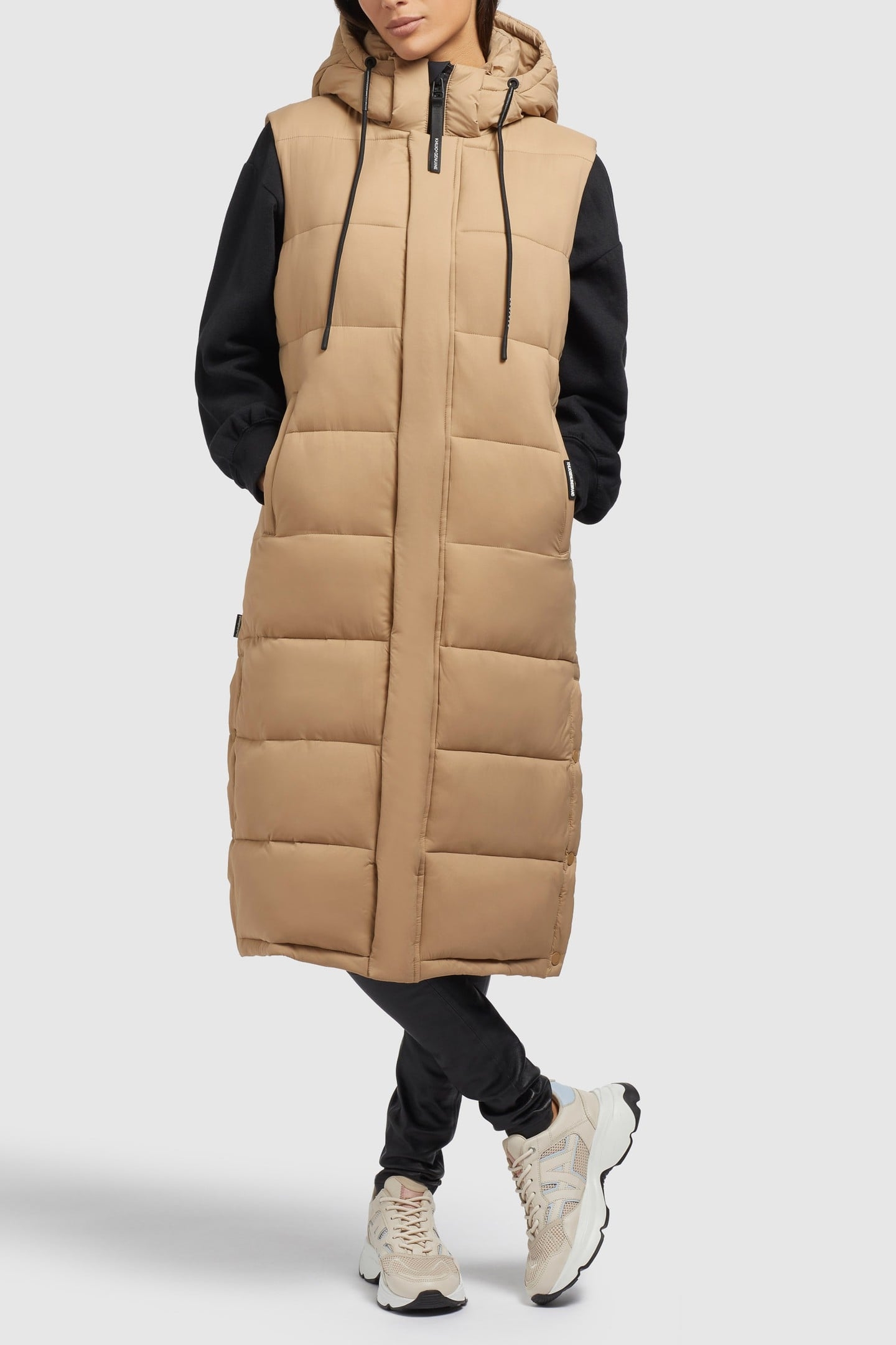 MAGNETA MATT WARM SAND 1